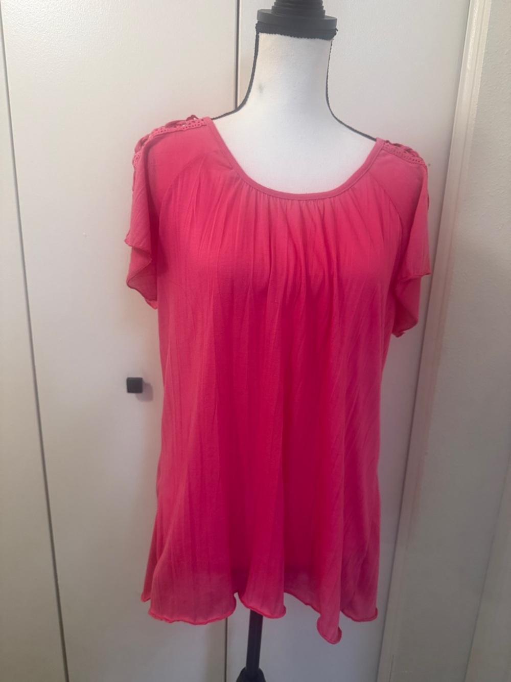 New York Laundry Pink Short Sleeve Scoop Neck Tunic